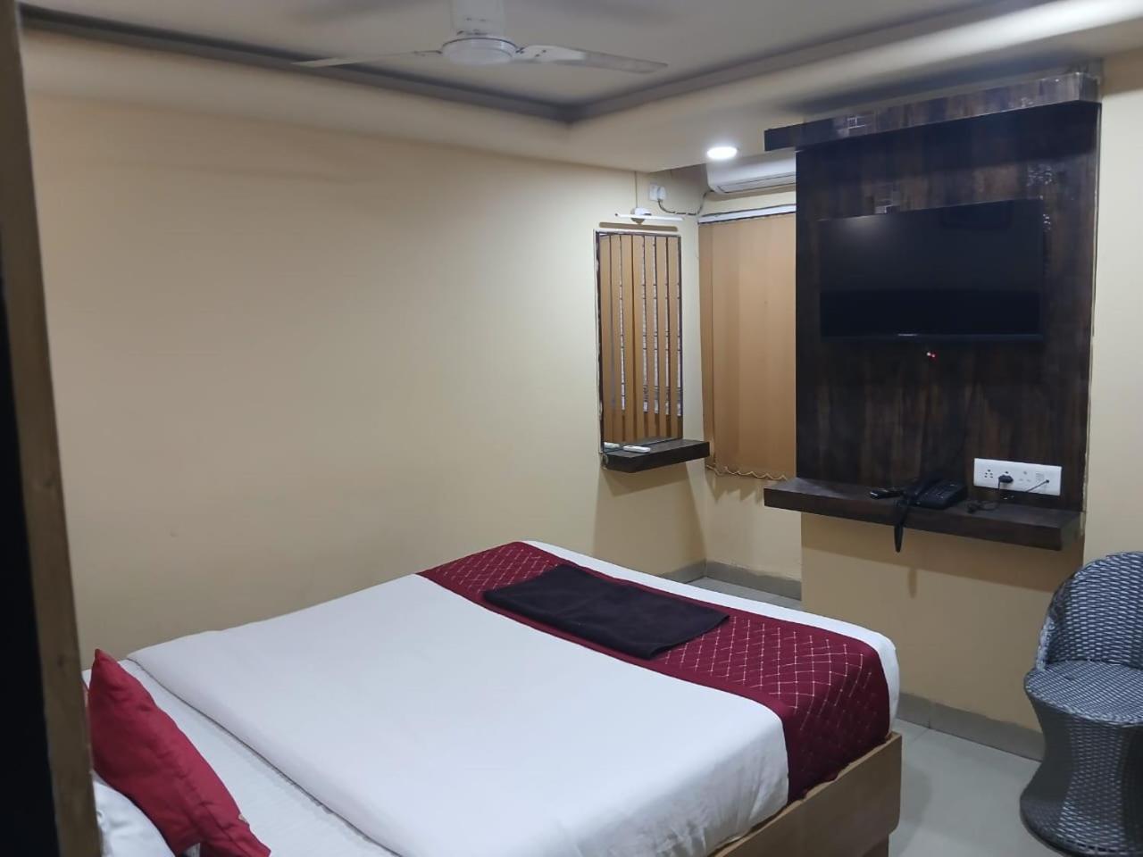 היידראבד Blossoms Room Hotel Alekhya Residency- Luxury Lollection מראה חיצוני תמונה